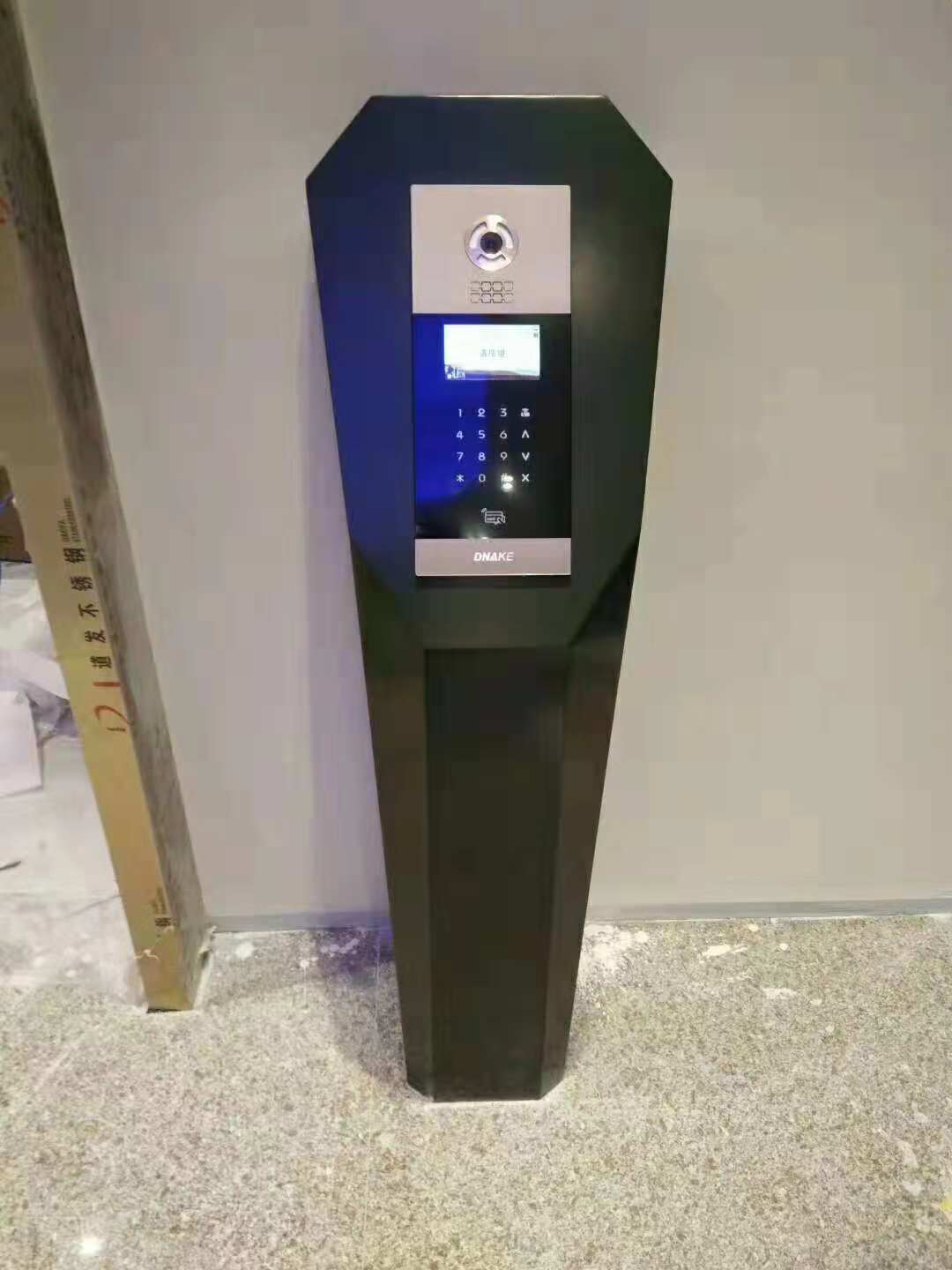 门口机不锈钢立柱可视对讲机门口机立柱生产制作——图_产品_世界工厂